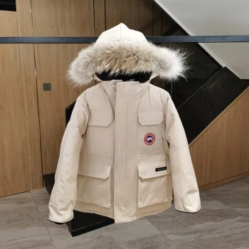 カナダグース服 Caa50186 スーパーコピー