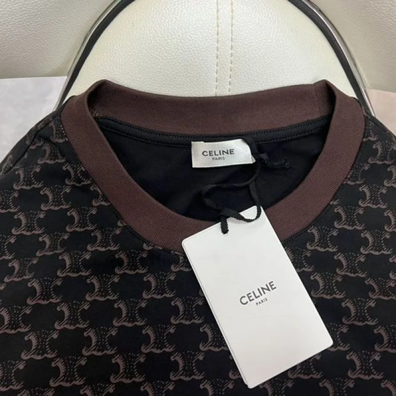 激安価格！セリーヌ クロップトップ 偽物 モノグラム Ceb30017
