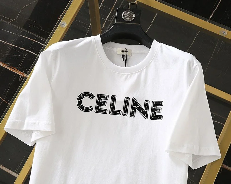 【日本未発売】セリーヌ “セリーヌ”スタッズロゴプリント Tシャツコピー Cef42914