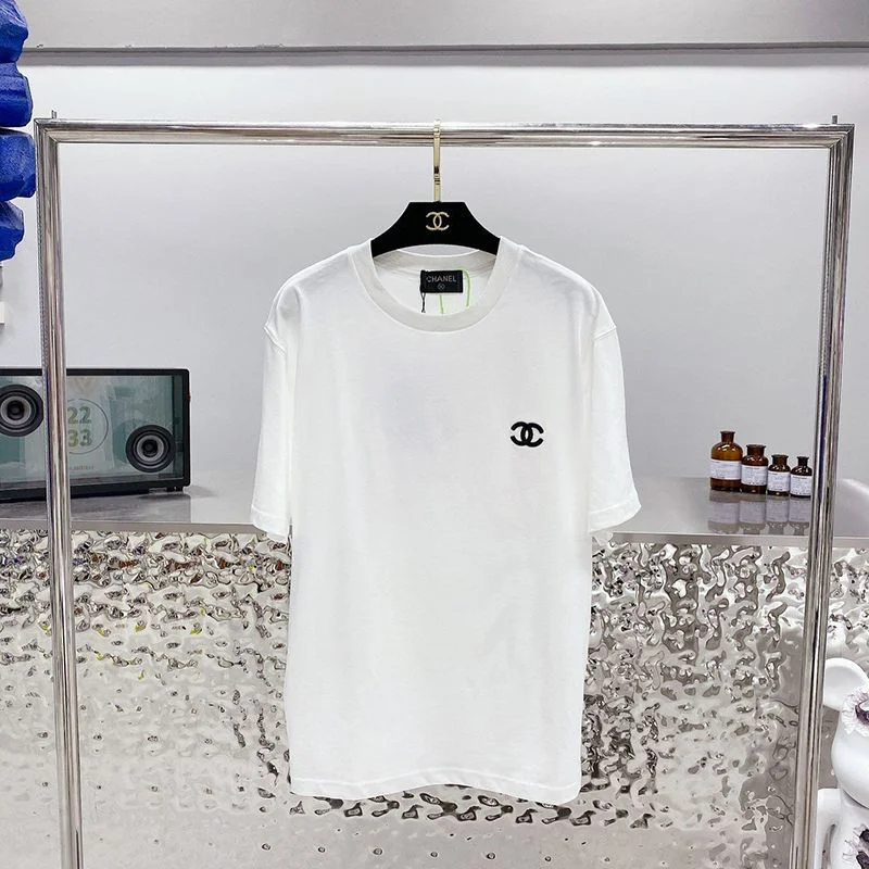 ☆超人気☆シャネル Tシャツ コピー プリント プレタ クルーズ 新作 半袖 2色 shn42675
