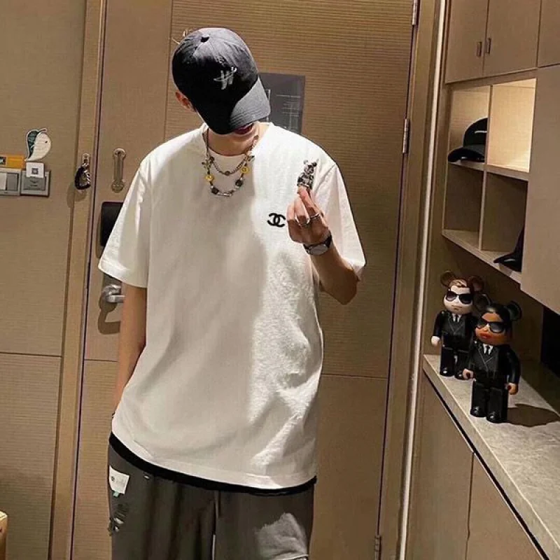 ☆超人気☆シャネル Tシャツ コピー プリント プレタ クルーズ 新作 半袖 2色 shn42675