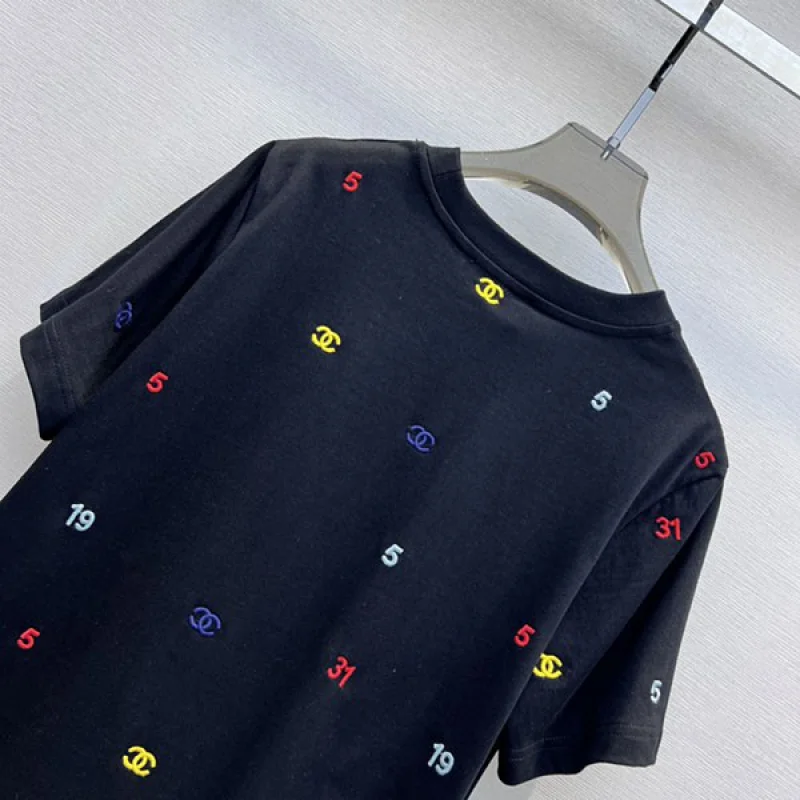 【カラフルロゴがおしゃれ】シャネル トップス 半袖 コピー shs33637