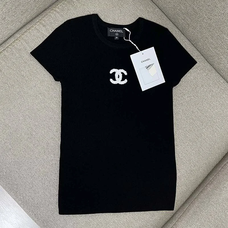 定番シャネル トップス ロゴTシャツ 偽物 shw66466