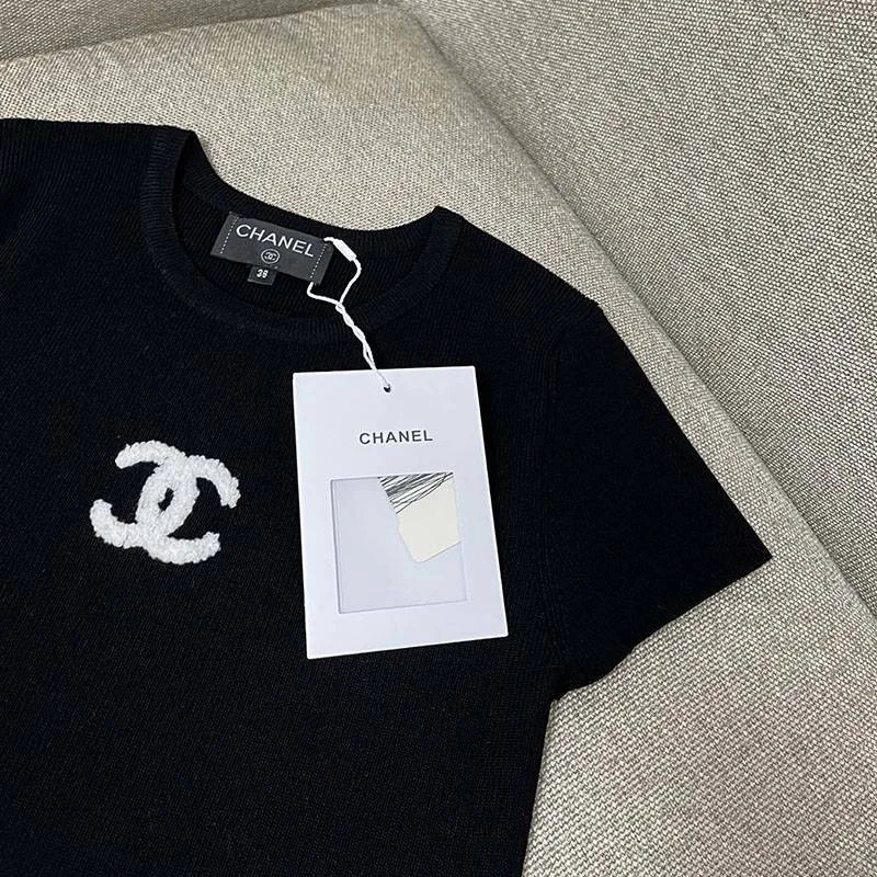 定番シャネル トップス ロゴTシャツ 偽物 shw66466