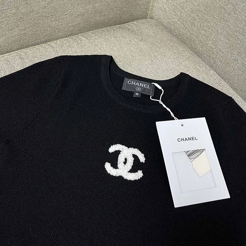 定番シャネル トップス ロゴTシャツ 偽物 shw66466