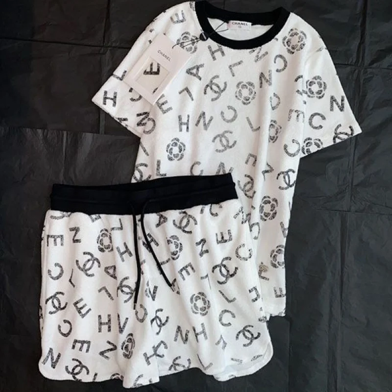 100%実物写真!シャネル ロゴ Tシャツ& ショーツ 上下セット コピー shz83729