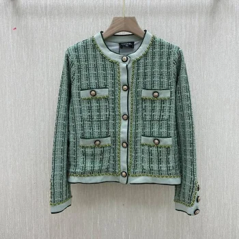 服 shv67140 スーパーコピー