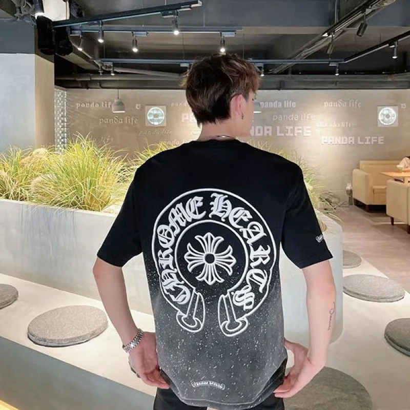 送料込★クロムハーツ メンズ Tシャツ 偽物 ホースシュー CHプラス Kuc95814