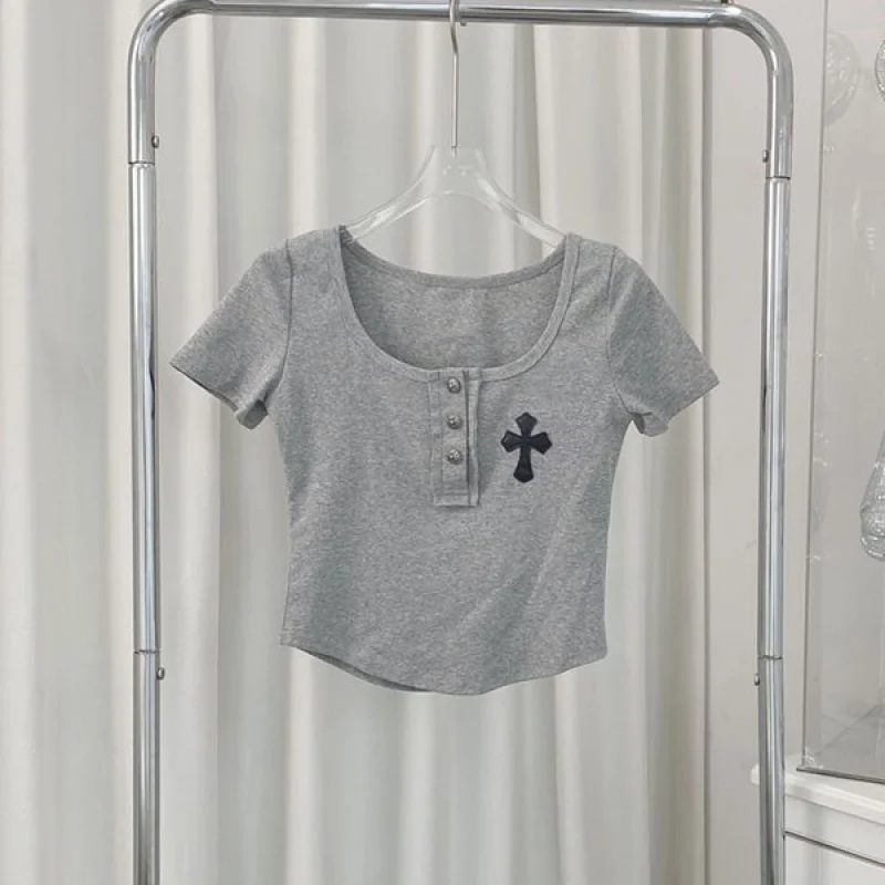 完売必至 クロムハーツ 偽物 クロス セメタリー Tシャツ Kue04006