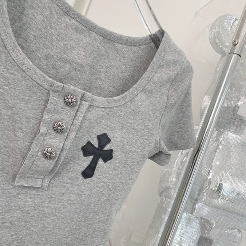 完売必至 クロムハーツ 偽物 クロス セメタリー Tシャツ Kue04006