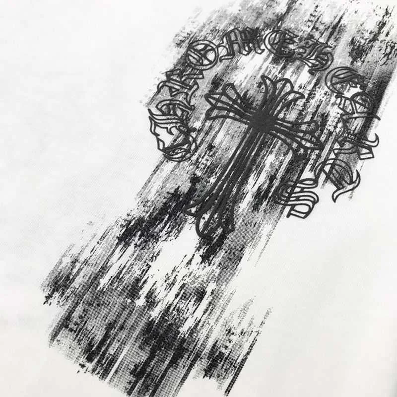 春もの新作 お洒落に♪クロムハーツ クロスTシャツ 偽物★ Kug54114