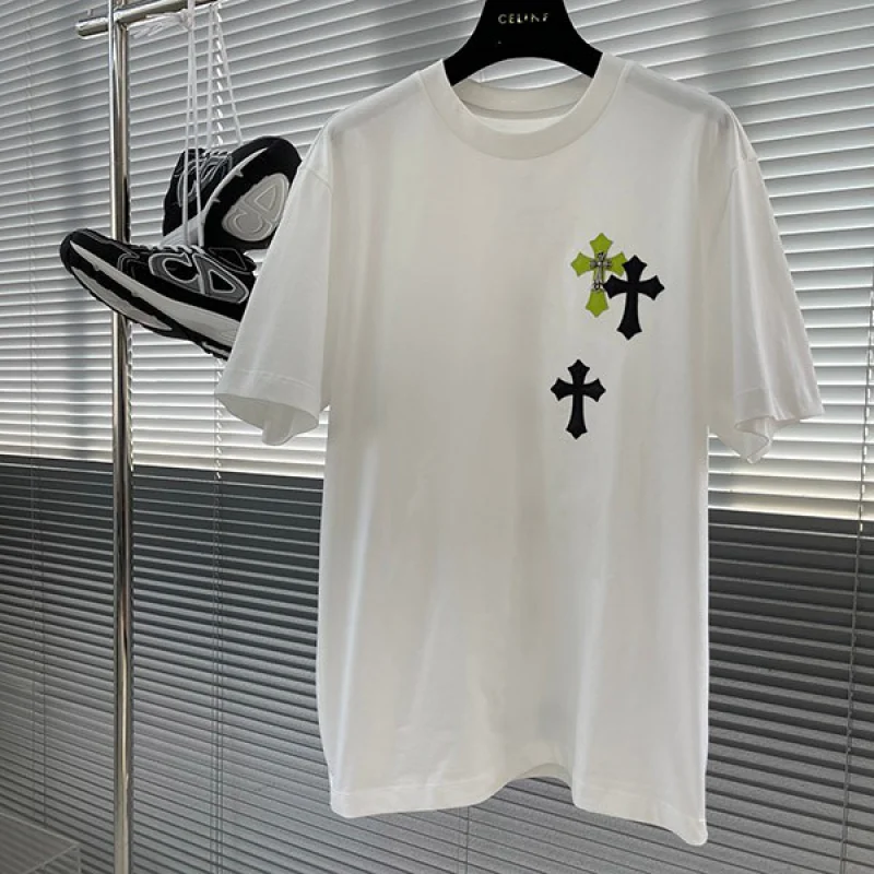 クロムハーツ セメタリークロス♪ロゴTシャツ 偽物 Kui88804
