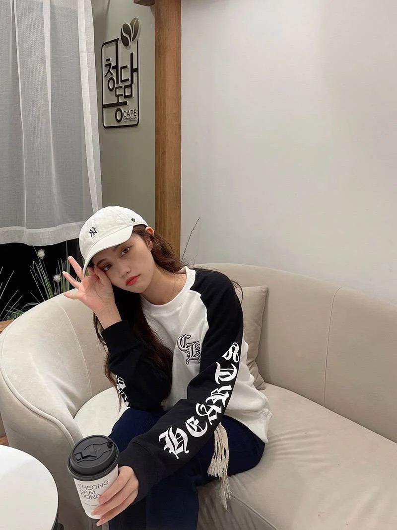 欲しい♡超限定♪クロムハーツ ロングＴシャツ コピー ホースシュー&amp;スター ブラック Kum61331