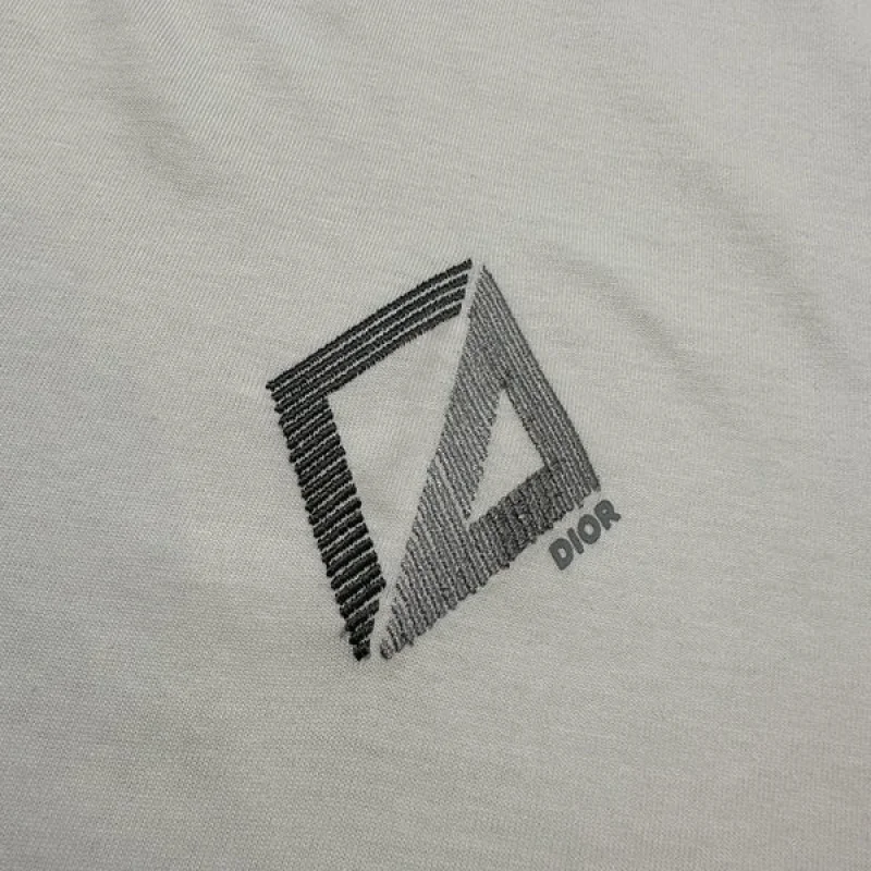 ディオール CD Diamond Tシャツ コピー 人気! Y150S250