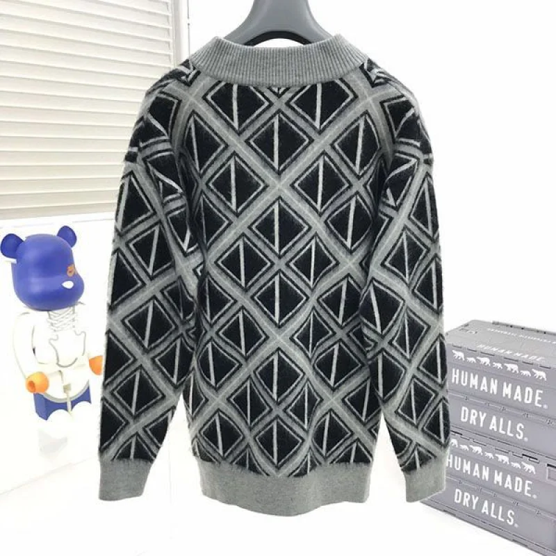 人気急上昇 ディオール カシミアロゴニット 偽物 deb63430