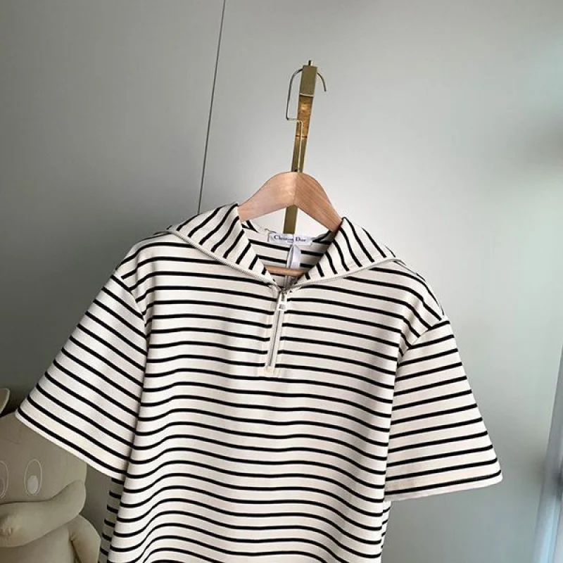 ディオール ロゴ コットンジャージー Tシャツ コピー dem93635