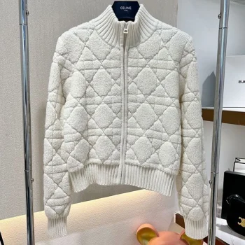 服 254V20AM340_X0200 スーパーコピー