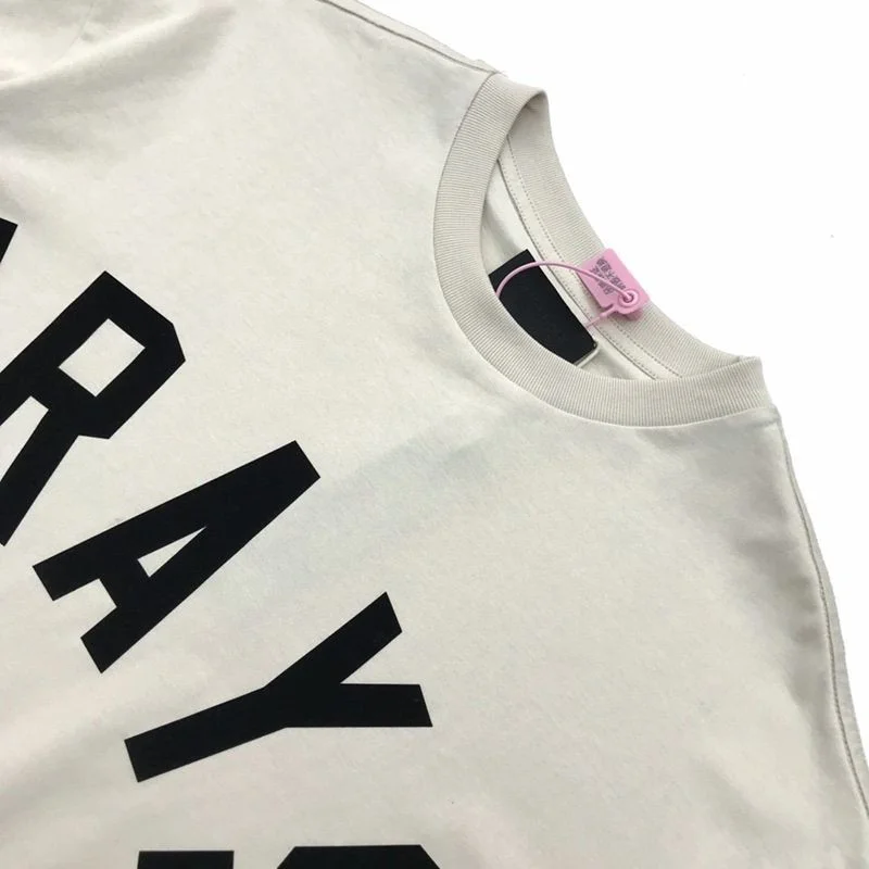 21-22AW Fear of God 偽物 エッセンシャルズ キッズ半袖ロゴ入りTシャツ fem88885