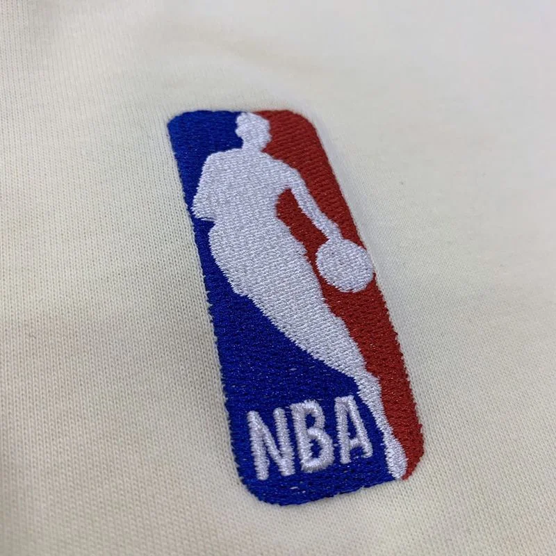 《大人気》フィアオブゴッド ナイキ NBA コラボ Tシャツ 偽物 ベージュ fif38545