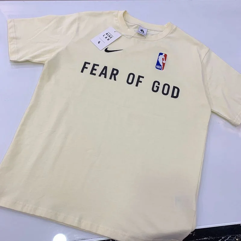 《大人気》フィアオブゴッド ナイキ NBA コラボ Tシャツ 偽物 ベージュ fif38545