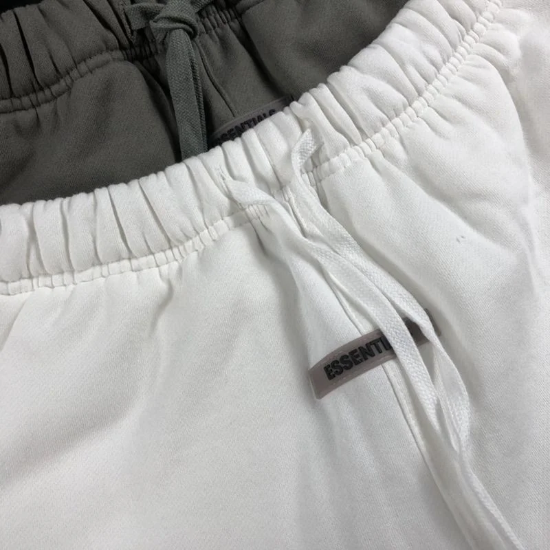 定番フィアオブゴッド エッセンシャルズ 偽物 スウェットパンツ 5色 fil59530