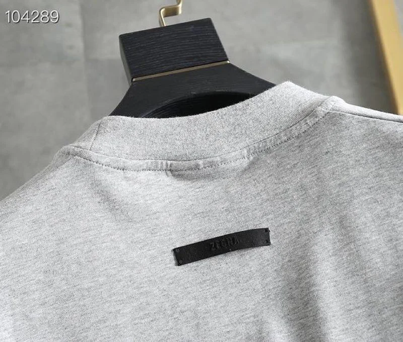 人気No1エルメネジルド ゼニア×フィア オブゴッド 偽物 コラボ Tシャツ グレー fis83844
