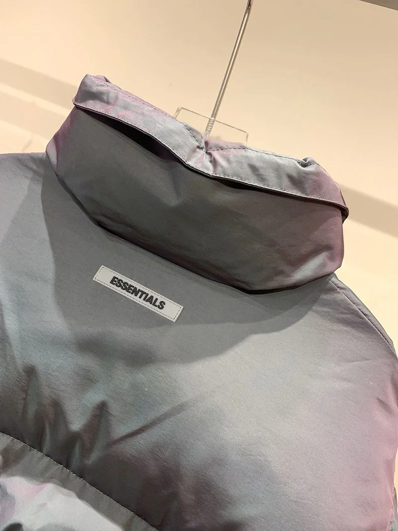 ★日本!!人気！フィアオブゴッド ESSENTIALS 偽物 レーザ ダウンジャケット fit77959