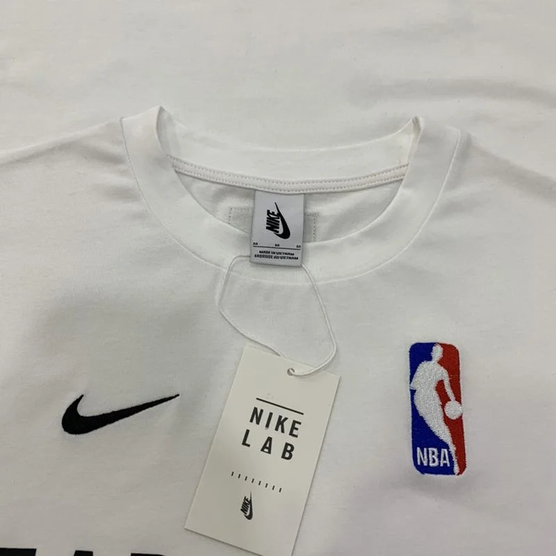 最安値挑戦フィアオブゴッド ナイキ NBA コラボ Tシャツ コピー ホワイト fiw83030