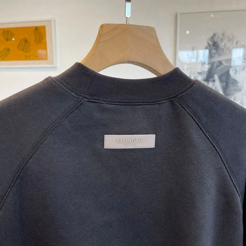 大人気!フィアオブゴッド ESSENTIALS 1977 ロゴ 長袖 Tシャツ コピー fiw95940