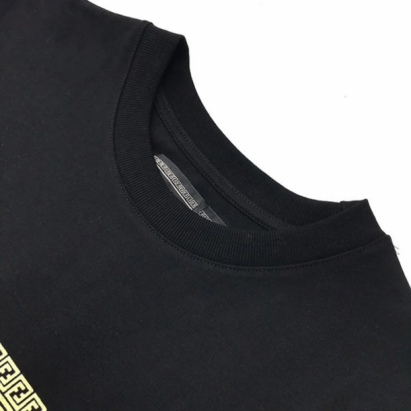 【フェンディ×ヴェルサーチ 偽物】☆新作大人気コラボ☆ロゴTシャツ 黑 半袖 fee52485
