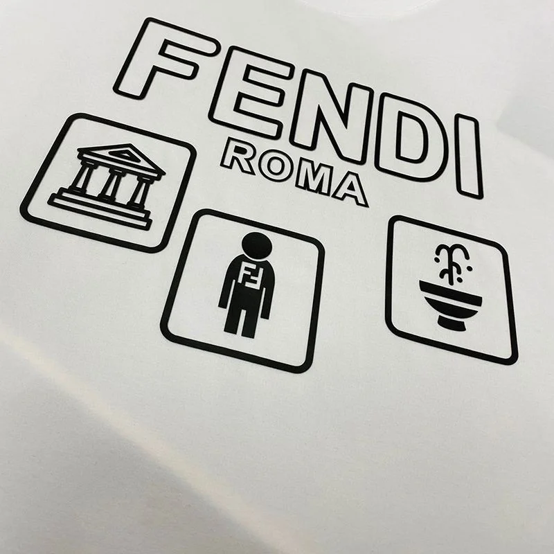 人気No1 フェンディ ROMA ロゴ クルーネック偽物 Tシャツ fek26035