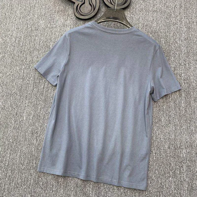 《大人気》フェンディ ROMA ロゴ クルーネック 偽物 Tシャツ fel93787
