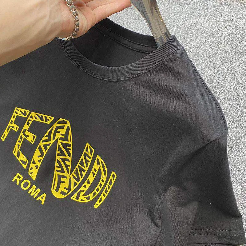 最安値挑戦 フェンディ ROMA ロゴ クルーネック Tシャツ 偽物 fem68708