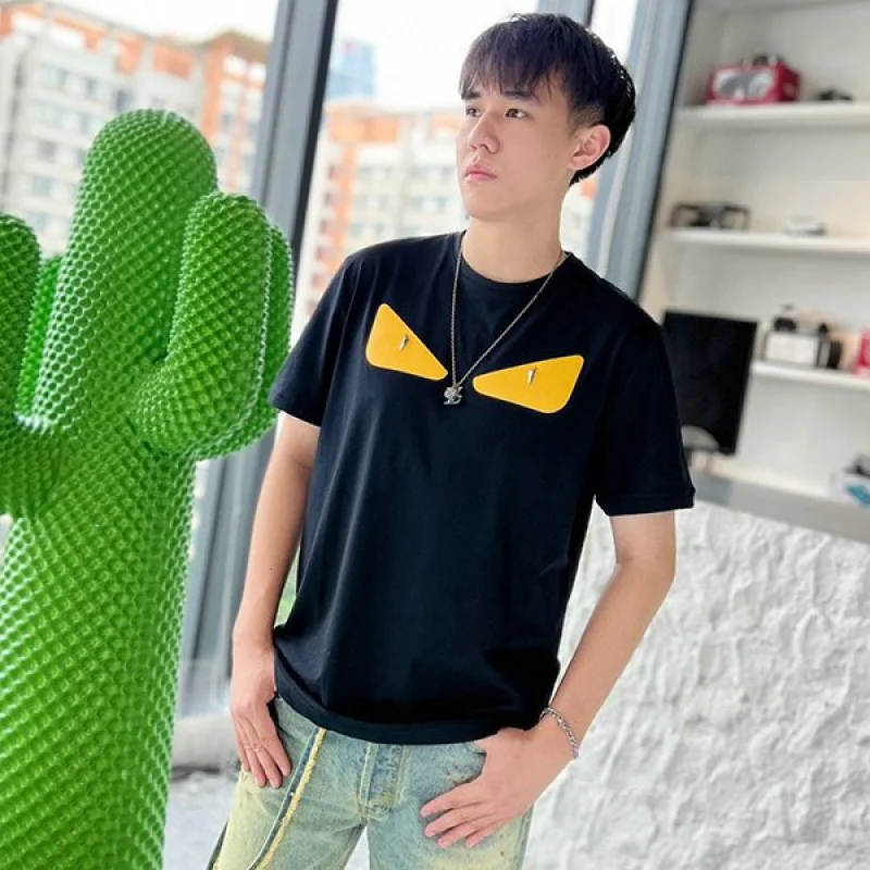 争奪戦 フェンディモンスター ロゴ クルーネック 偽物 Tシャツ fev46686