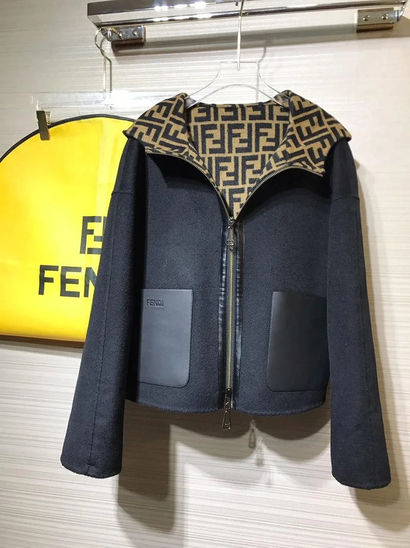 関税送料込 21AW【フェンディ】FF リバーシブル フーディー パーカーコピー feo16546