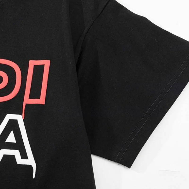 フェンディ roma ロゴ Tシャツ 偽物 feq21940