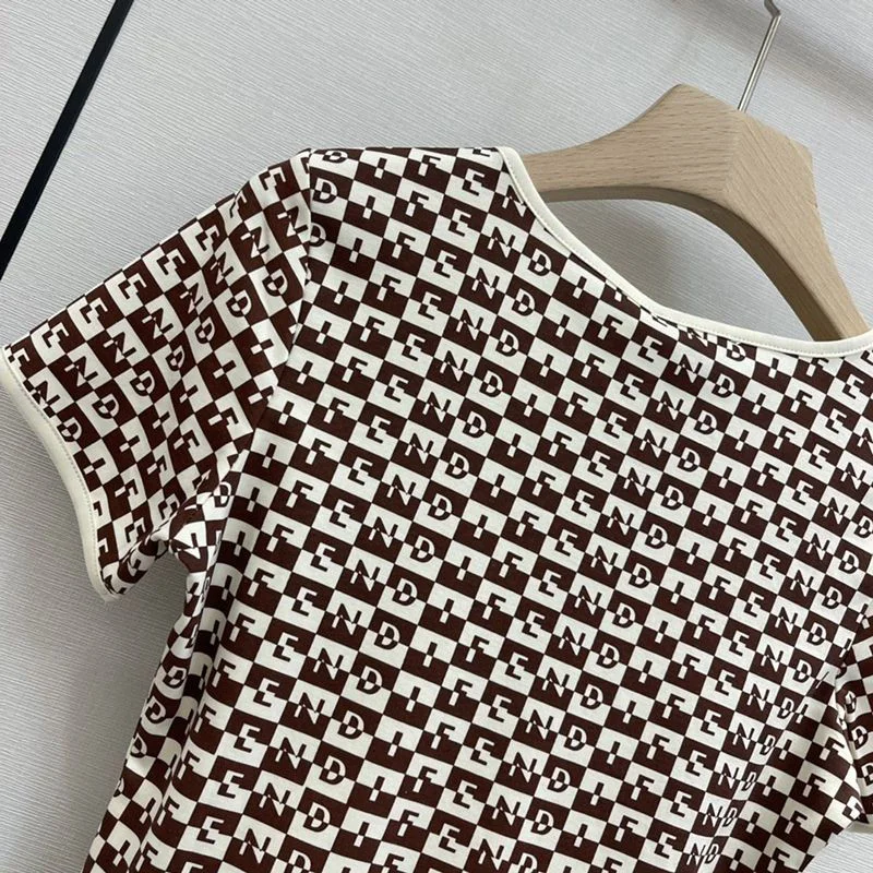 21-22AW【フェンディ】FFカーリグラフィ コットンジャージー Tシャツ コピー feq67325
