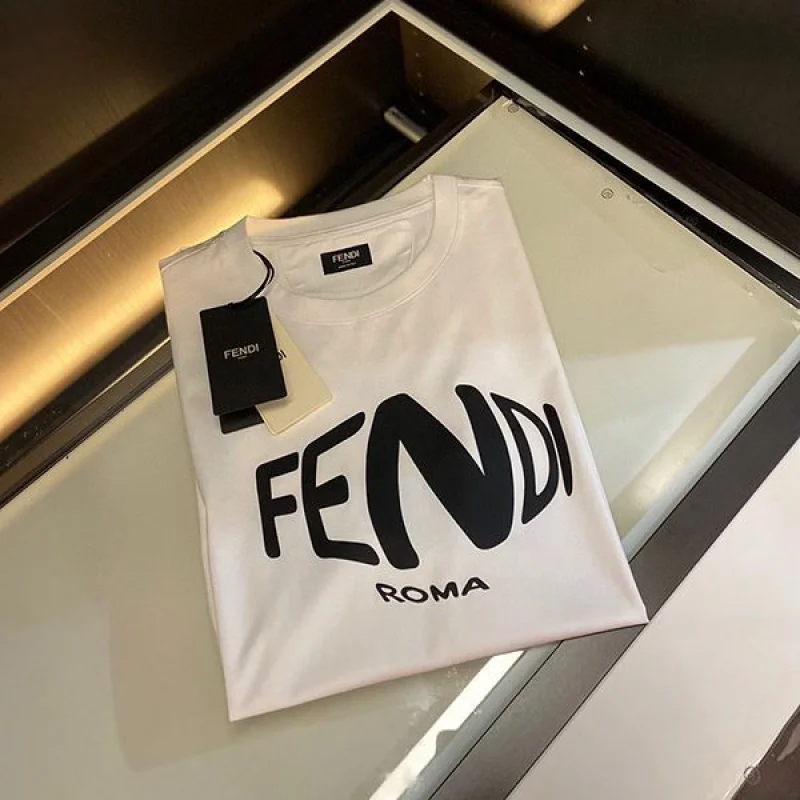 目を惹くカラーフェンディ Tシャツ 半袖 クルーネック ティシャツ コピー fes24621
