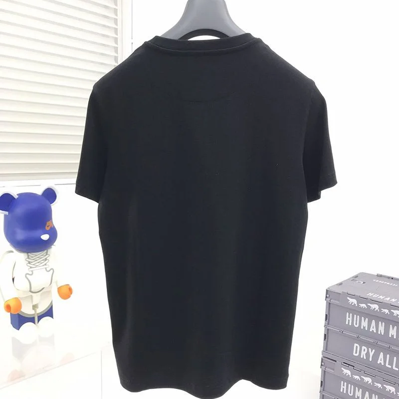 争奪戦 フェンディモンスター ロゴ クルーネック 偽物 Tシャツ fev46686