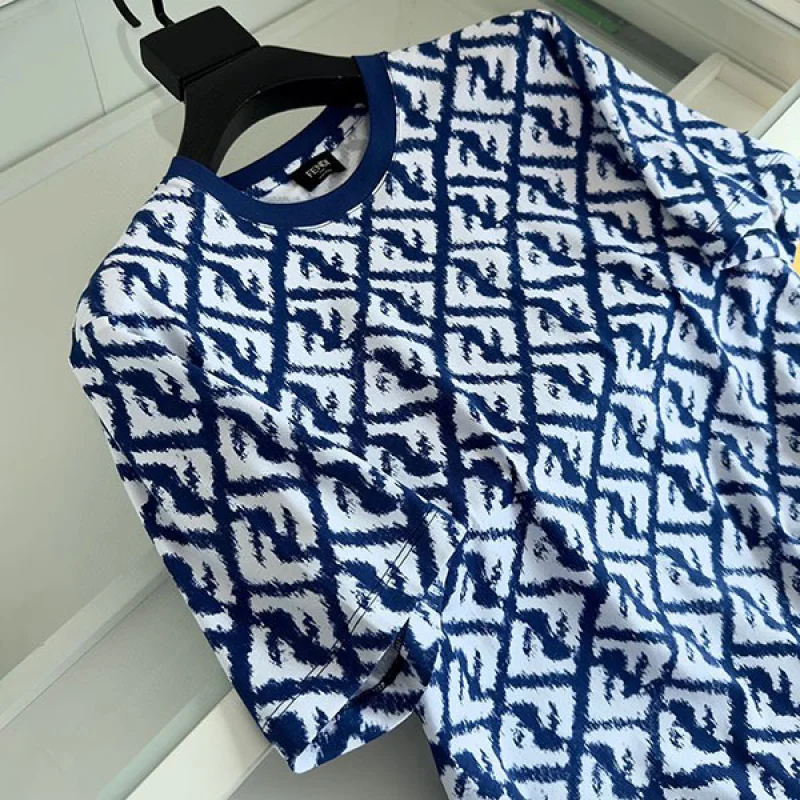 フェンディ コピー FFカーリグラフィ Tシャツ few10118