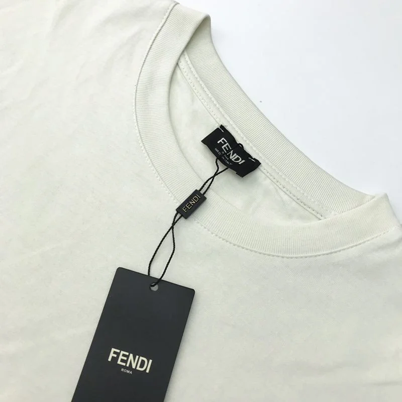入手困難 フェンディ◆クルーネックロゴジャージー コピー Tシャツ fez31674