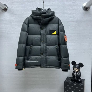 服 feb26785 スーパーコピー