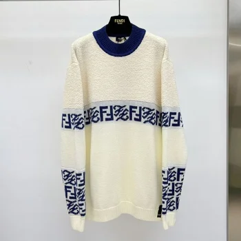 服 fee27700 スーパーコピー