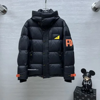 服 fek17236 スーパーコピー