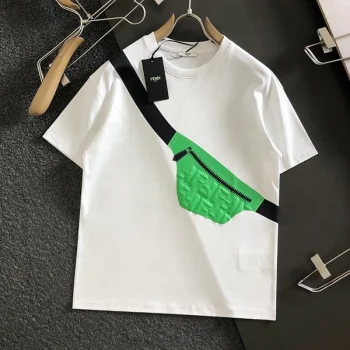 服 fem81586 スーパーコピー