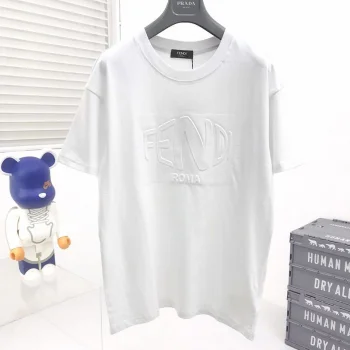 服 fem98913 スーパーコピー