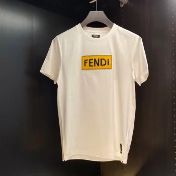 服 fev97580 スーパーコピー