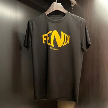 服 fez43105 スーパーコピー