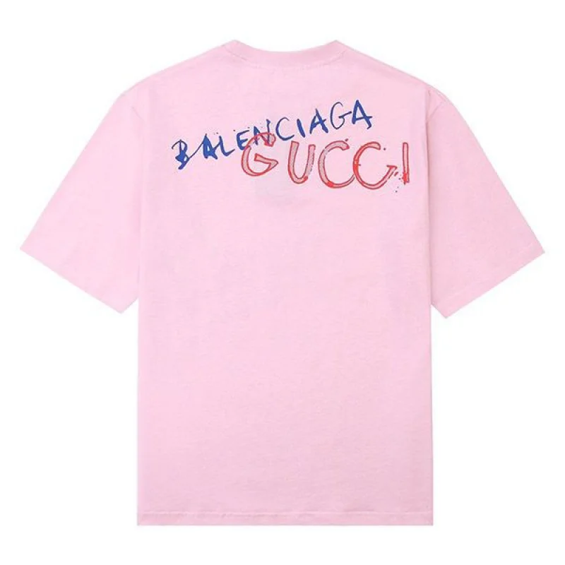 送料込グッチ バレンシアガ 偽物 コラボ ロゴ ピンクTシャツ guc85308