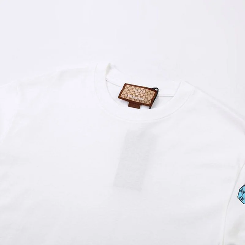 人気No1グッチ バレンシアガ コピー ロゴ ホワイト Tシャツ gue27260
